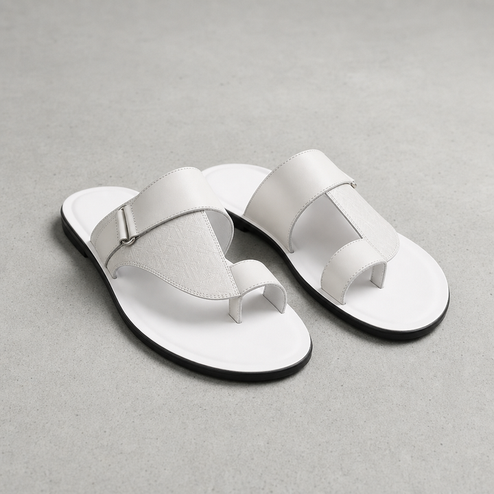 Bolzano Leather Toe-Loop Sandals
