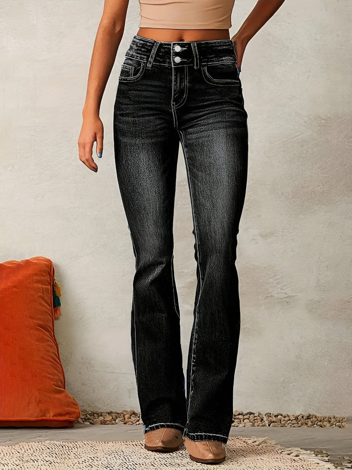 Alana - Comfortable Flared Jeans