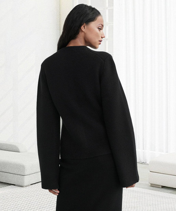 Straight-cut women's cardigan with button closure - Alvara