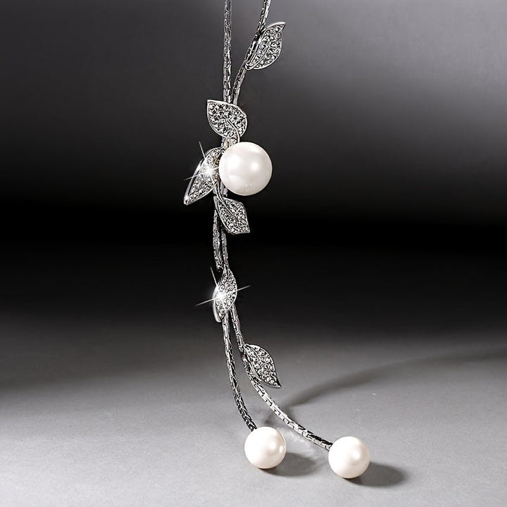 Vintage Leaf Necklace