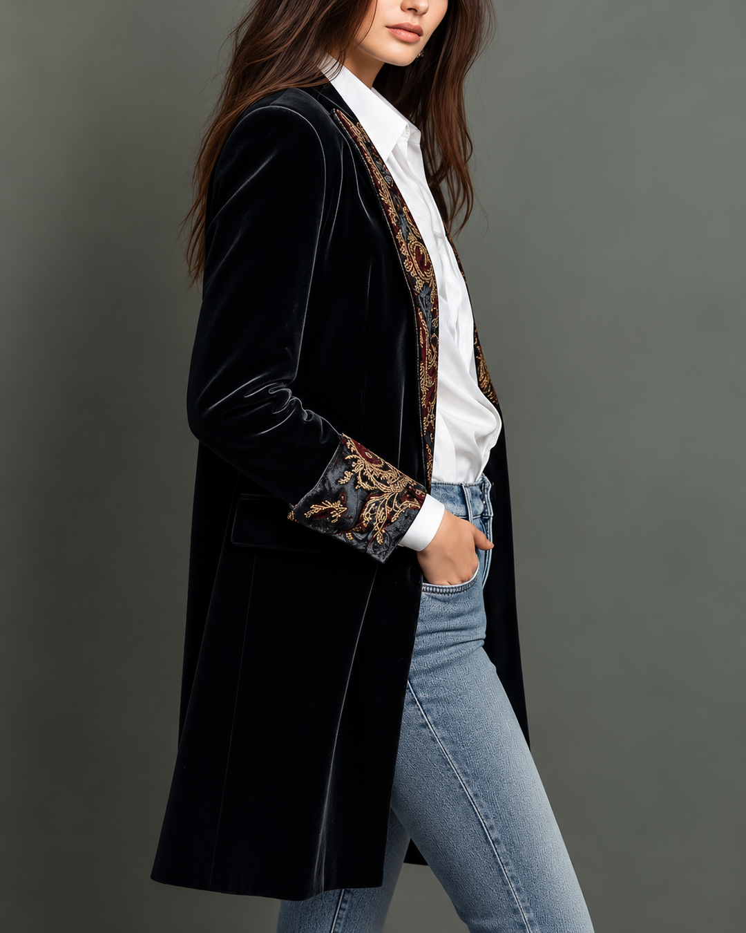 Ada™ | Elegant Blazer with Baroque Print