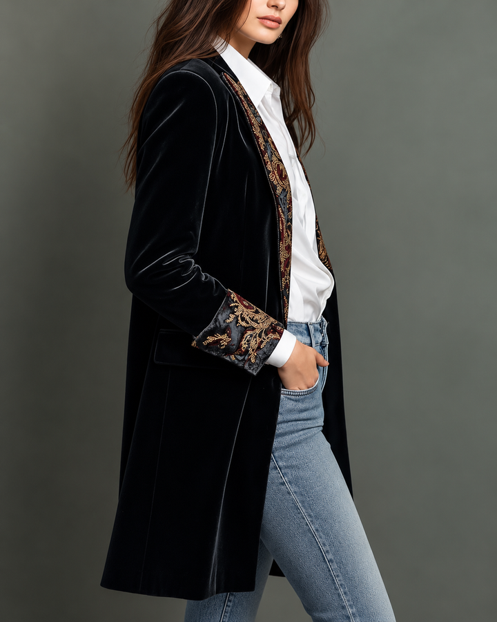 Ada™ | Elegant Blazer with Baroque Print