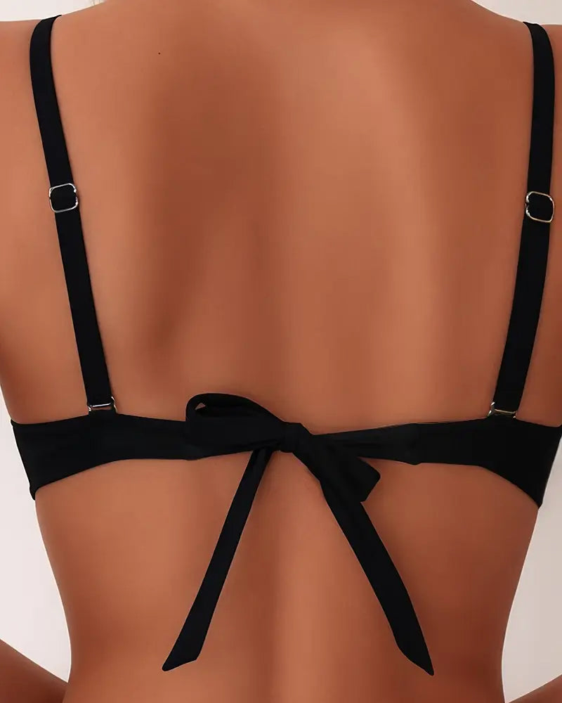 Loise - Chic Bikini Set with Straps