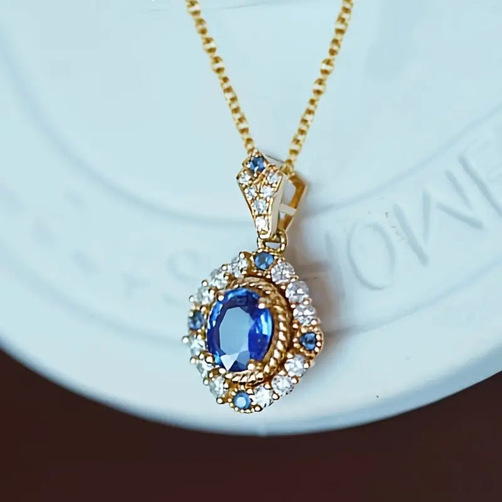 Soft gold necklace with a refined moon, view 5 - Elena Harper