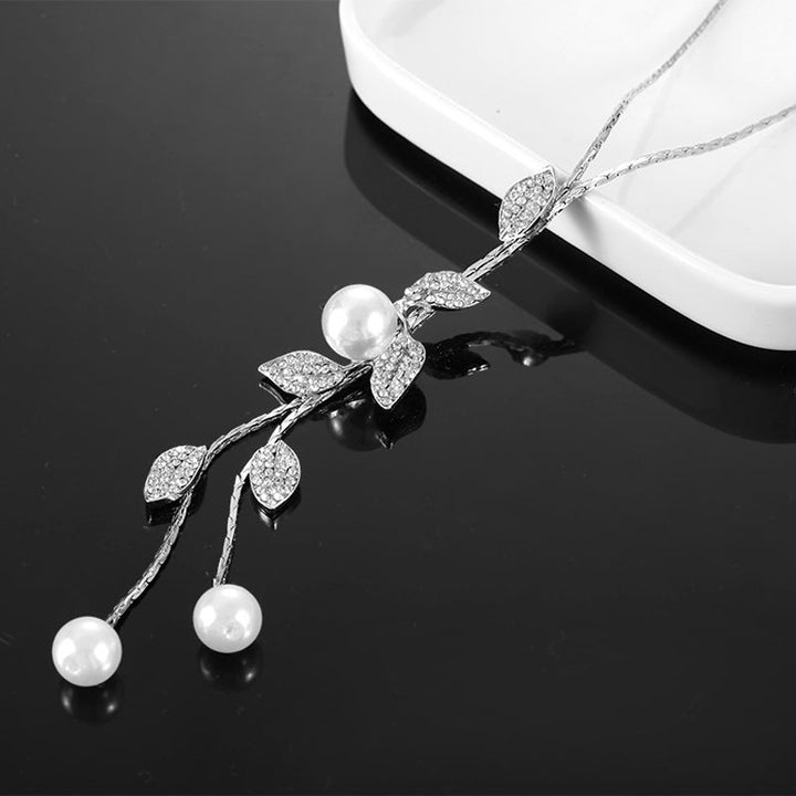 Vintage Leaf Necklace