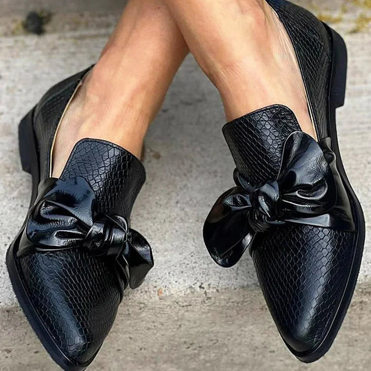 Black Loafer with Shiny Bow - Elena Harper