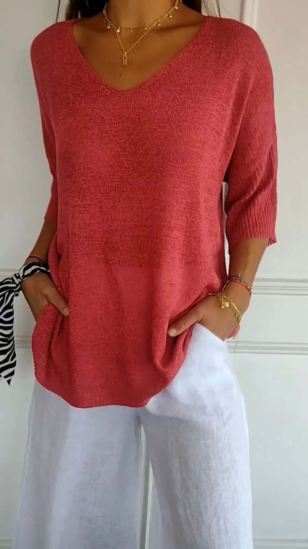 Women's Loose V-Neck Knitted Top