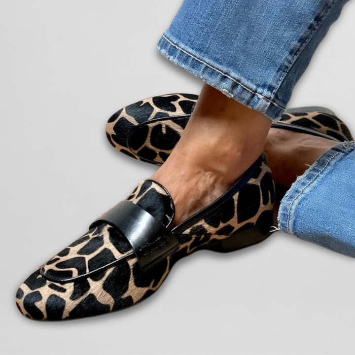 VIVIENNE – LEOPARD PATTERN LOAFER