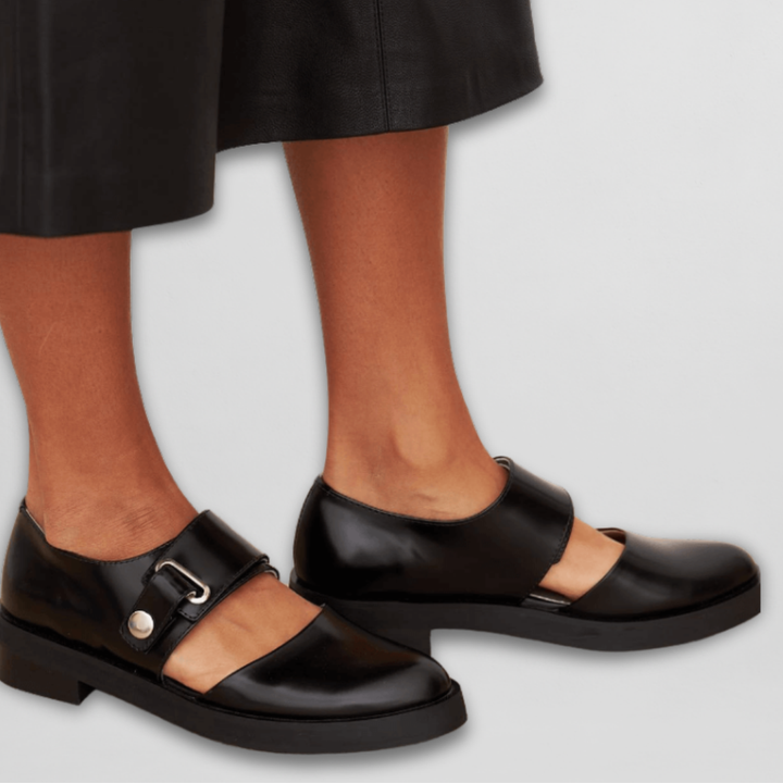 Sara Mary Janes with Buckle - Elena Harper