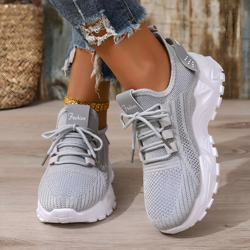 Bella™ | Comfortable Sneaker with Supportive Footbed