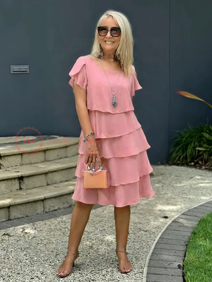 Grace Effortless Elegance and Feminine Charm - Elena Harper