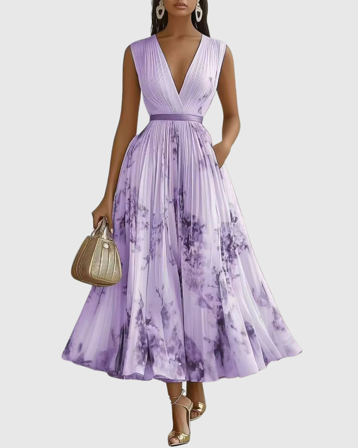 Adeline – Fluid Maxi Dress with Elegant Pleats