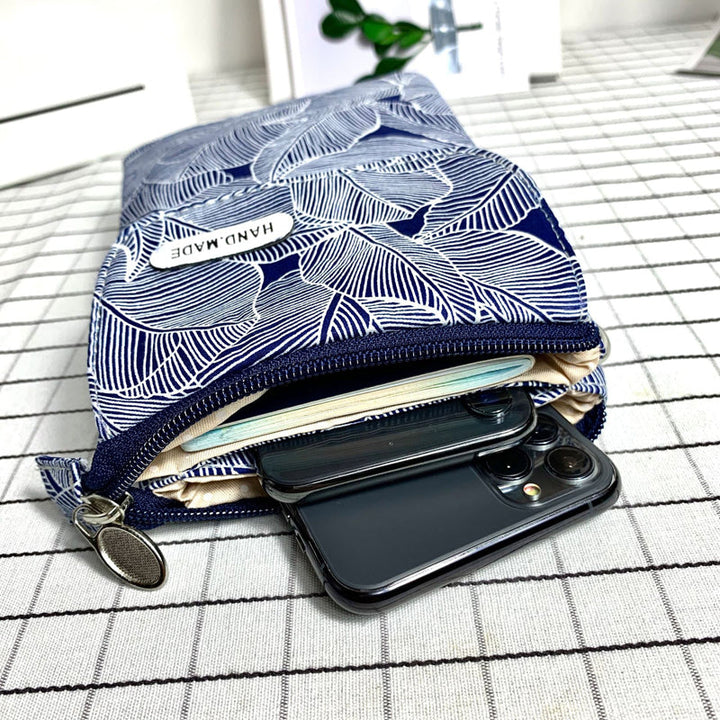 Vintage Leaf Pattern Bag