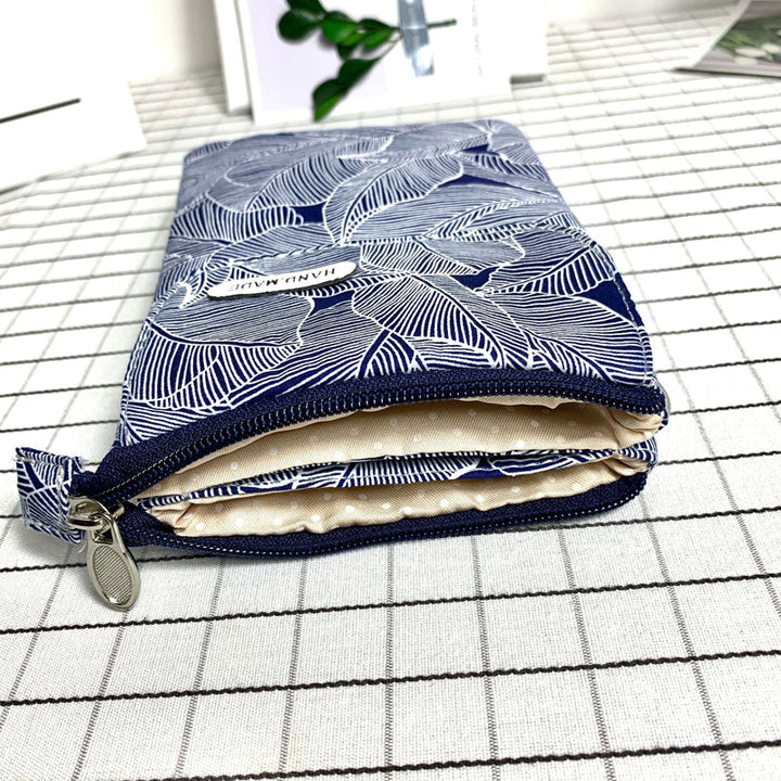 Vintage Leaf Pattern Bag