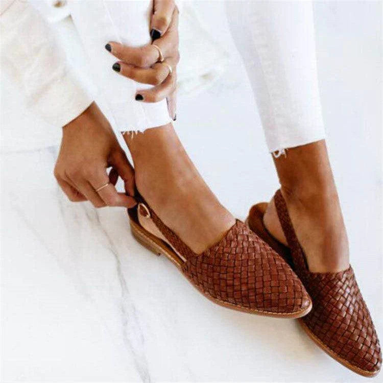 Alice - Timeless Handcrafted Moccasins