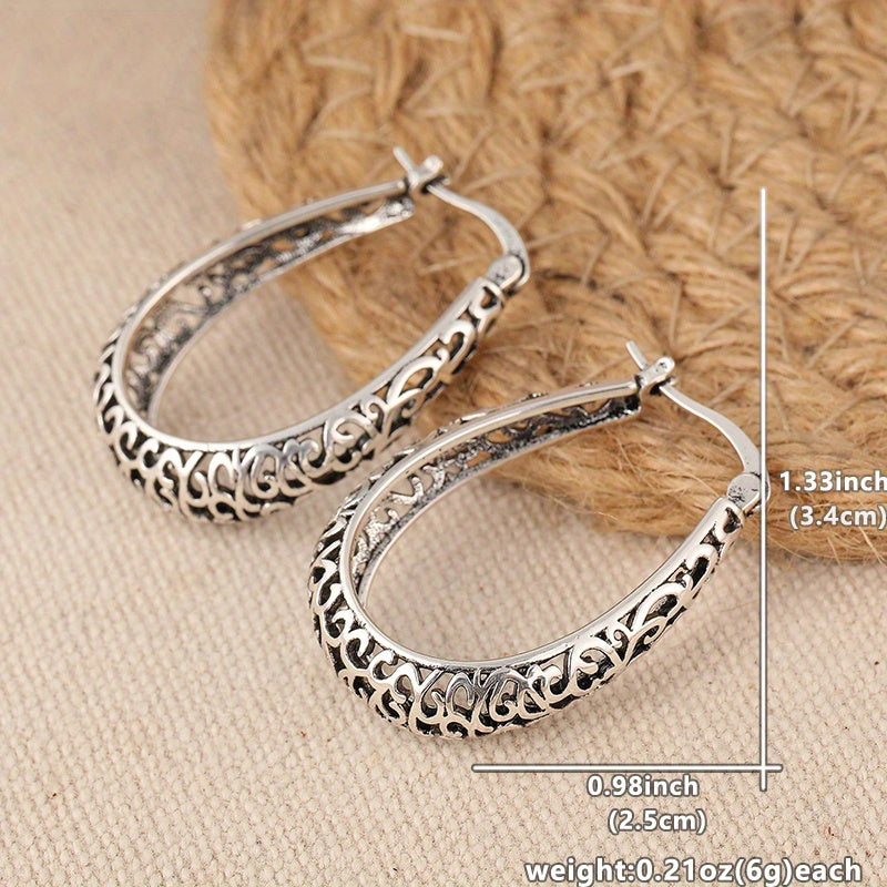 Elegant Retro Scroll Hoop Earrings - Elena Harper