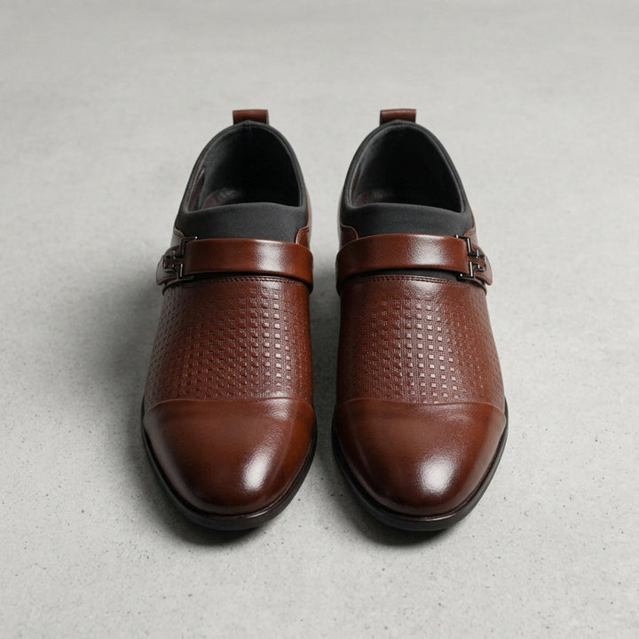 Hyrion Business Casual Shoes
