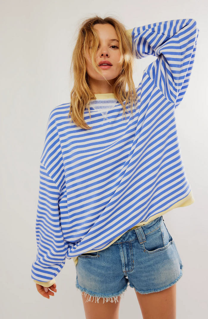 MIKAELA – LAIDBACK STRIPED SWEATER