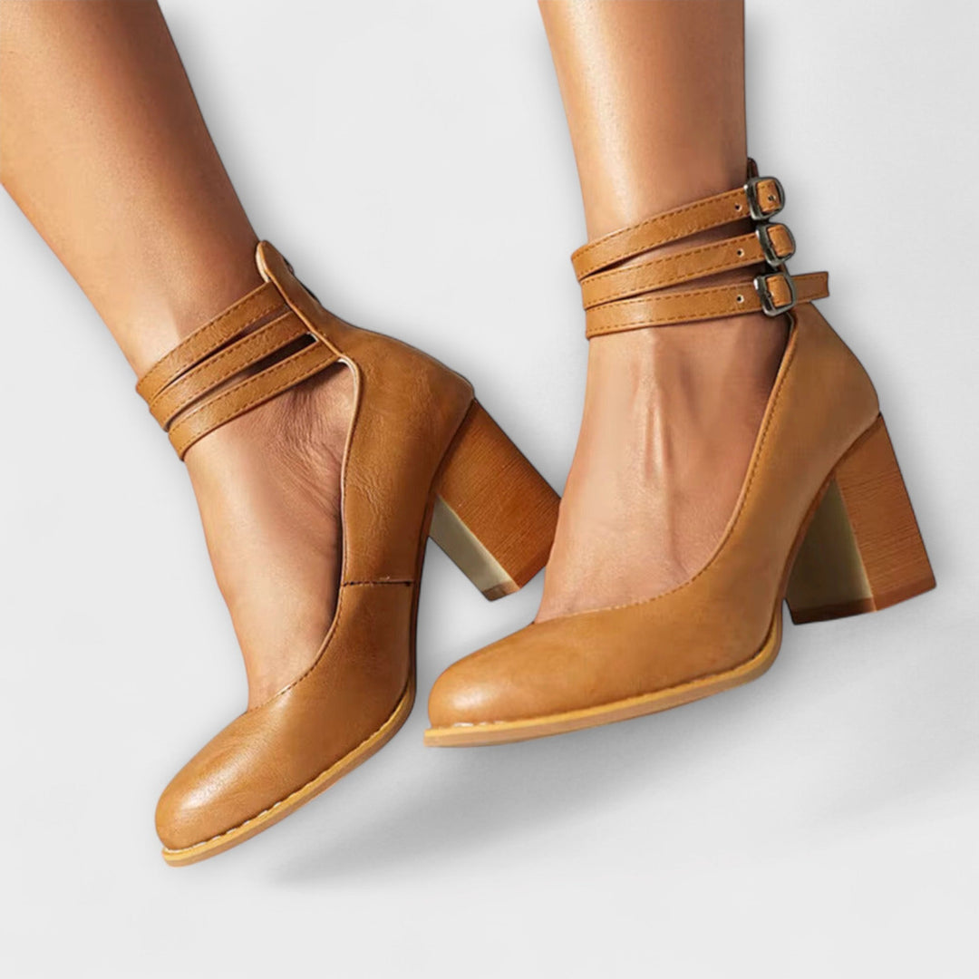 Alira Elegant Pumps - Elena Harper