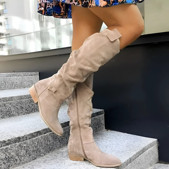 Trendy Daily Boots - Elena Harper