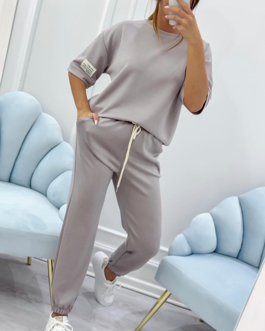 Women's Relaxed Outfit: Set of Solid Top and Pants