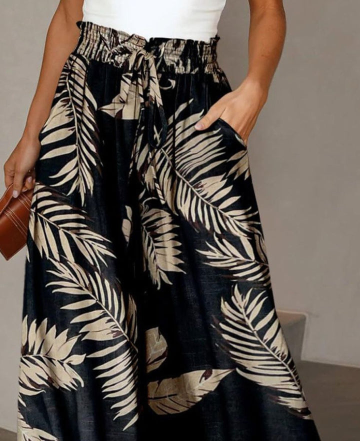 Popular Pants with Side Pockets and Floral Print, view 2 - Elena Harper