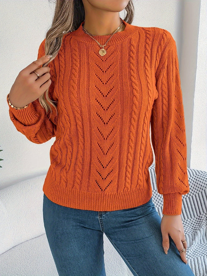 Laura | Classic and Cozy Cable Knit Sweater with Round Neck