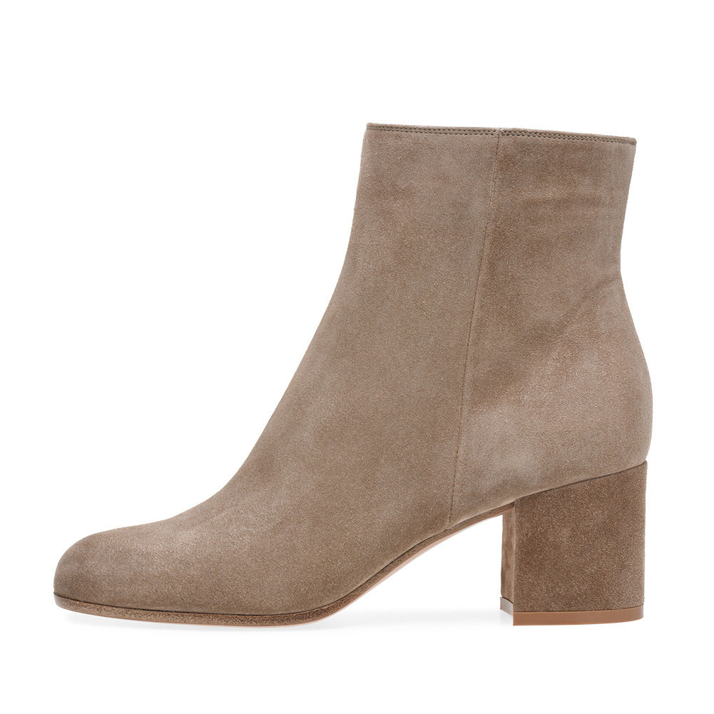 Women’s Chunky Heel Round-Toe Mid-Heel Boots Varelle, view 5 - Elena Harper