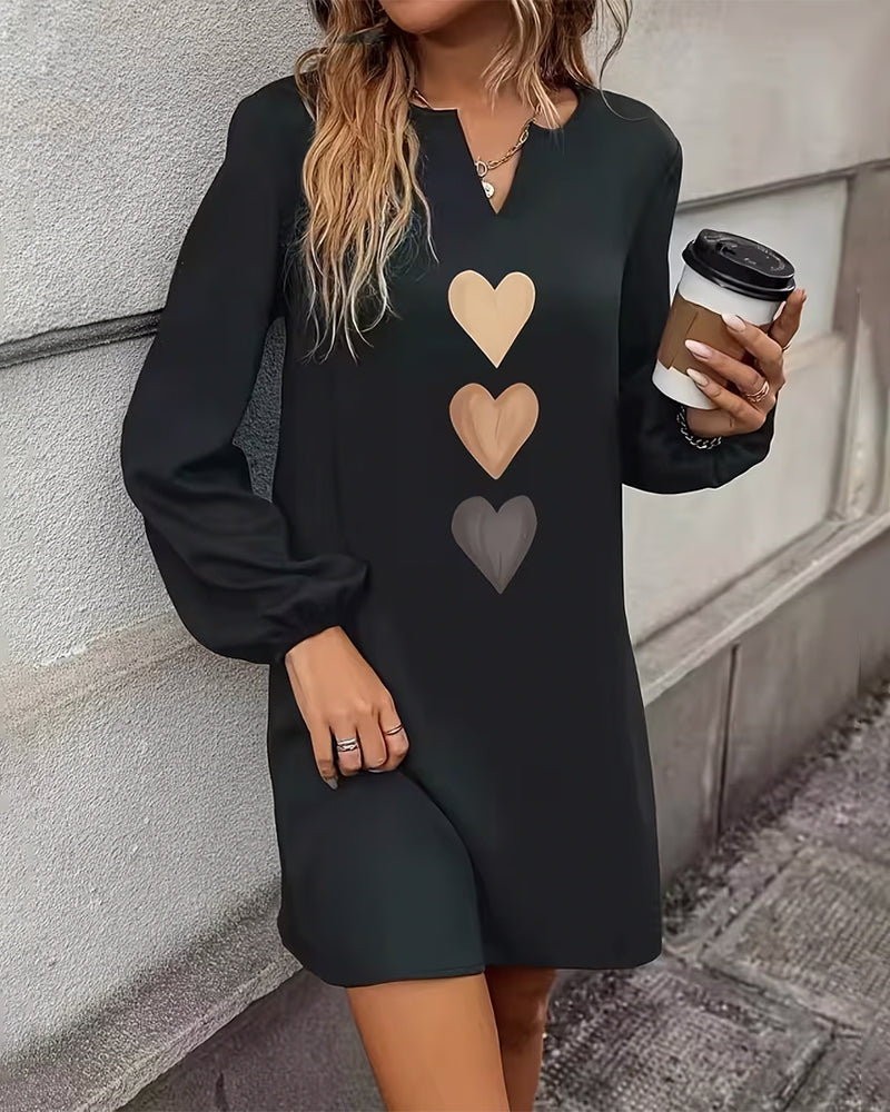 Women's Straight Dress with Heart Pattern – Daily Comfort and Casual Elegance