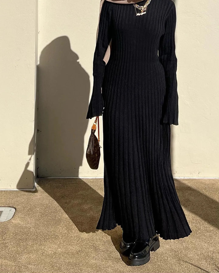 Sara New Knitted Midi Dress - Elena Harper