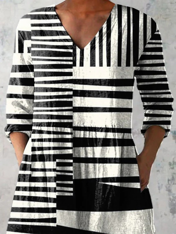 Capri Extended V-Neck Top - Elena Harper