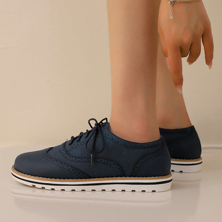 Sloane - Oxford Lace-up Shoes with Cut-out