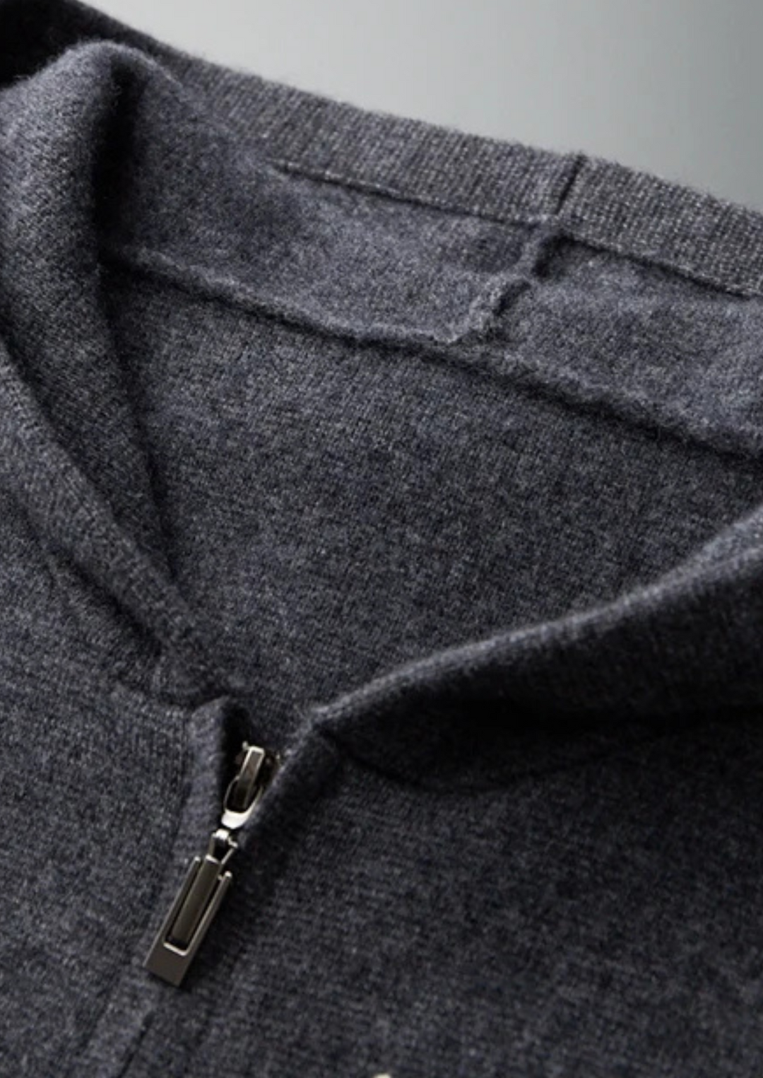 100% Cashmere Leisure Tracksuit V2, view 4 - Elena Harper
