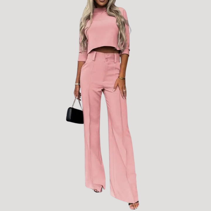 Coordinated Women's Set: Cropped Top and Wide-Leg Pants