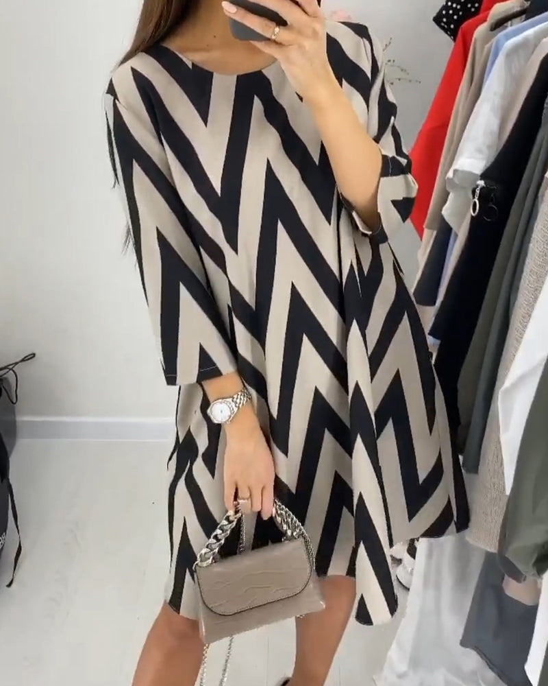 Lovenza Zigzag Midi Dress - Elena Harper