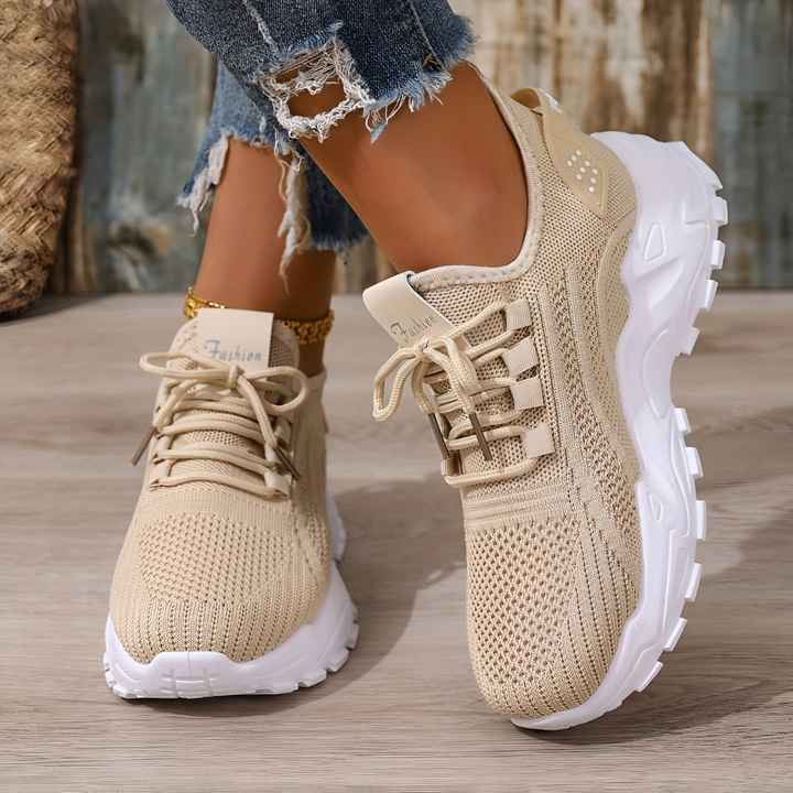 Bella™ | Comfortable Sneaker with Supportive Footbed