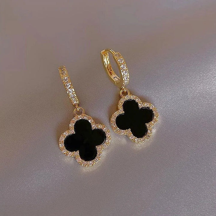 Women's Lucky Clover Leaf Earrings – Elegant & Timeless