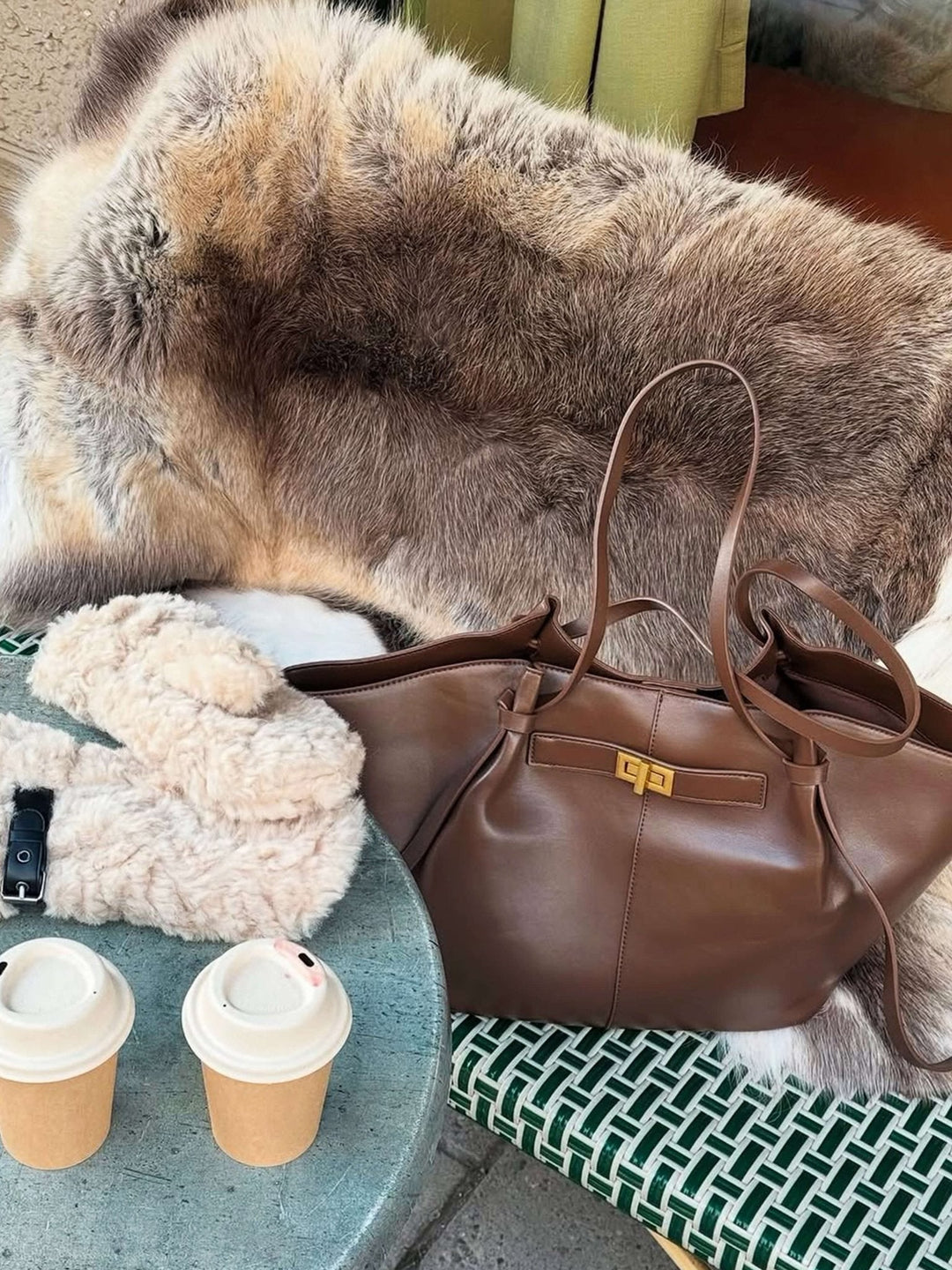 Florence | Spacious Shopper Bag with Elegant Gold Accents