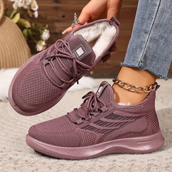 Comfortable Sports Shoes with Soft Sole Material EB EB