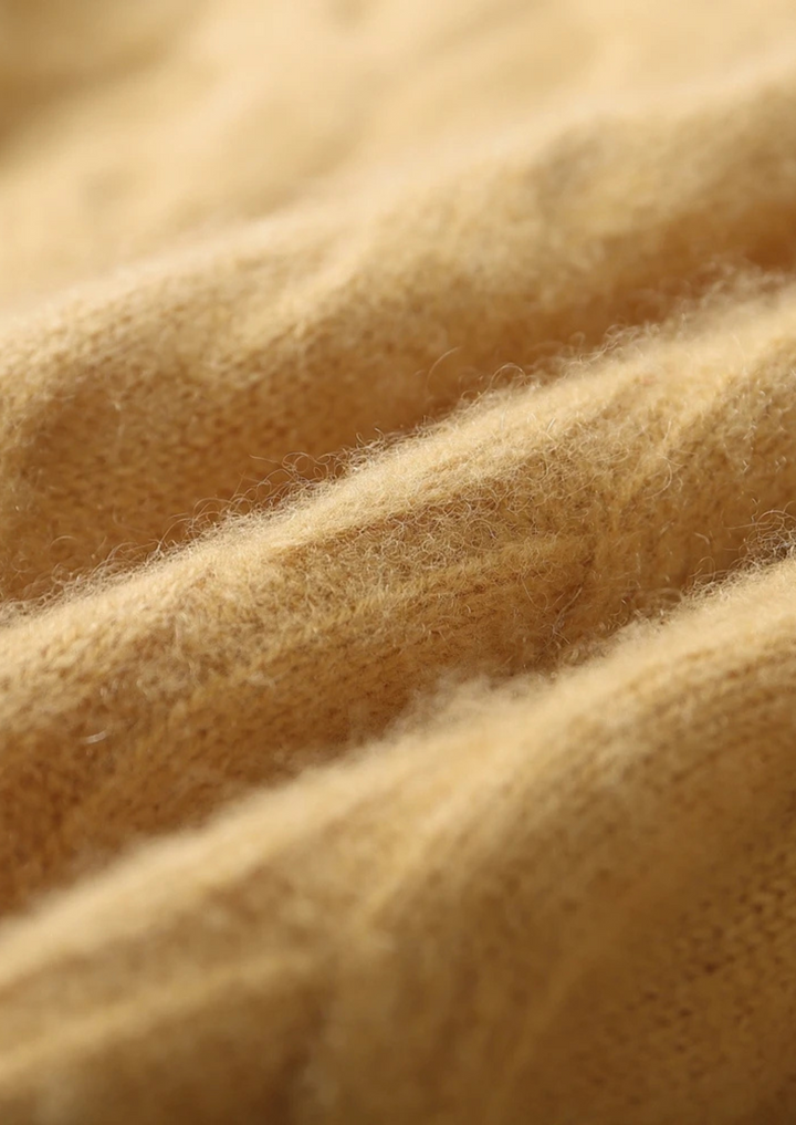 NOBA WOOL CABLE CREWNECK