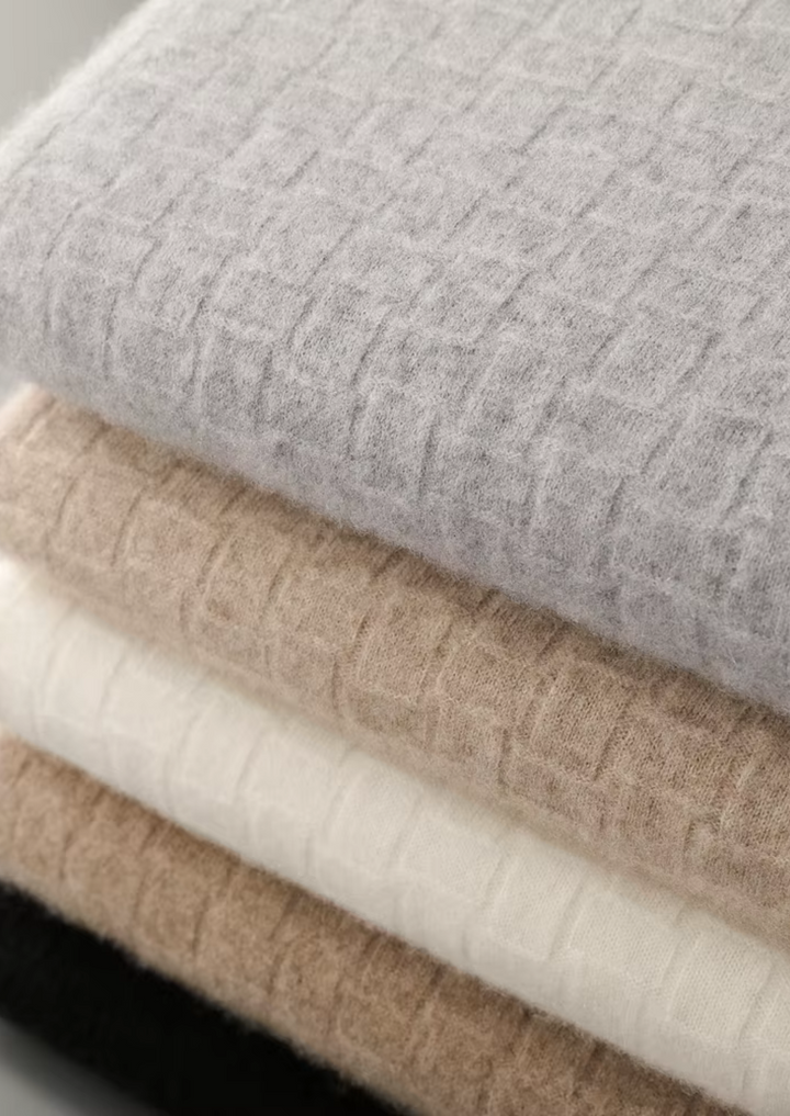NOBA WOOL TEXTURED MOCKNECK