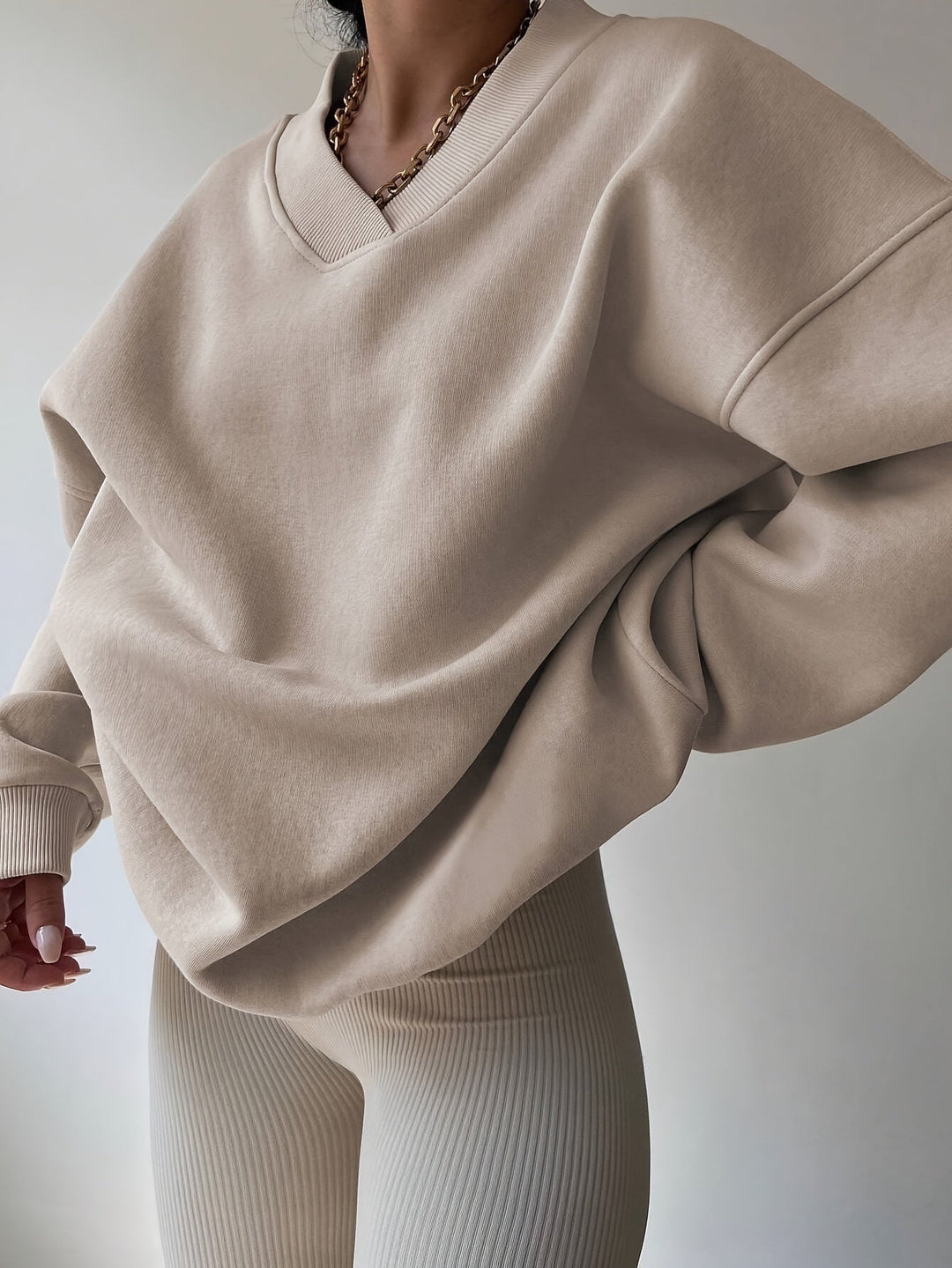 Odette | Relaxed V-Neck Sweatshirt