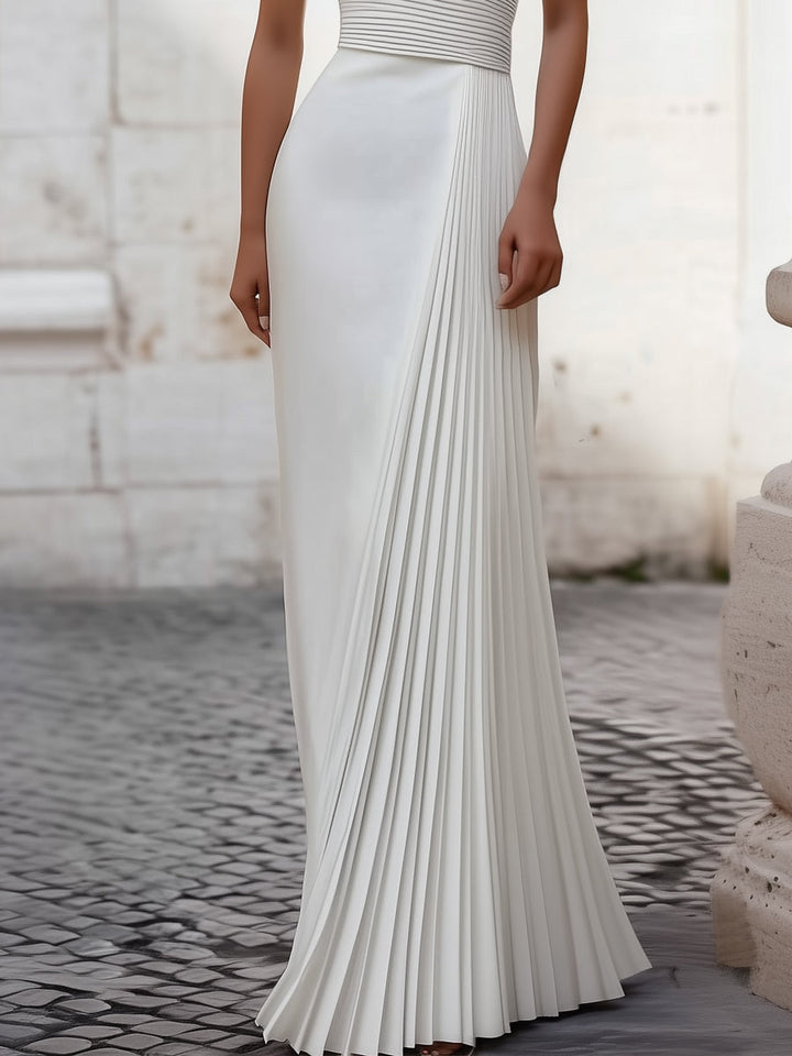 Elegant Satin Pleated Halter-Neck Evening Gown - Elena Harper
