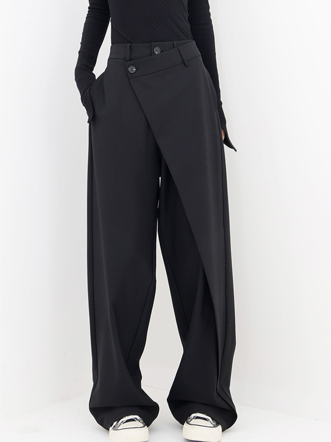 Wide-leg Women's Trousers with Structured Waist - Arleth