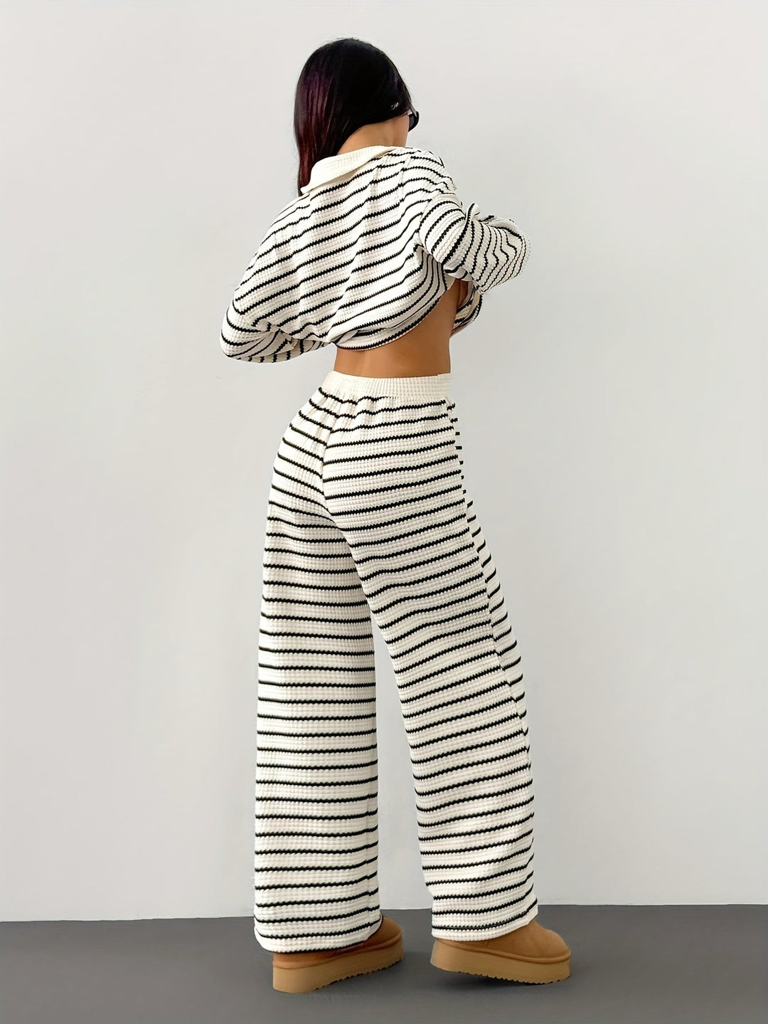 Women's Two-Piece Striped Loungewear Set – Modern Casual Style