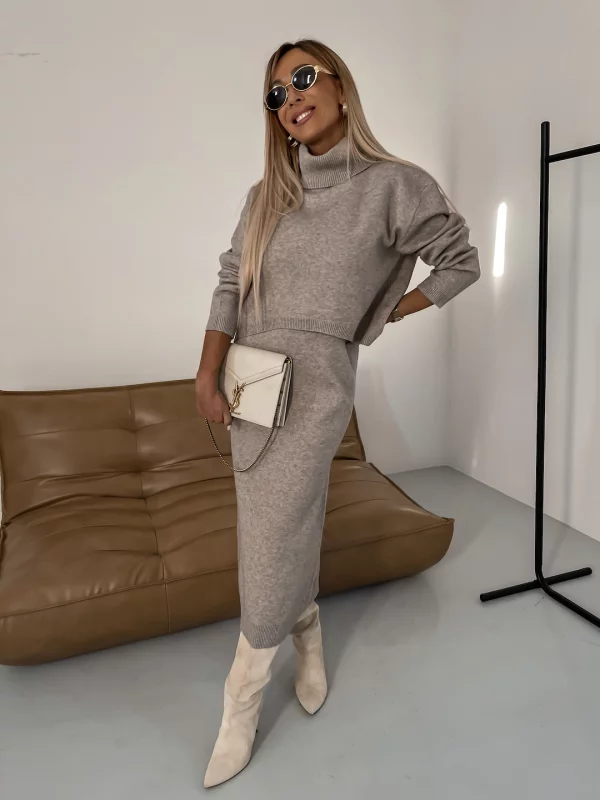 Nicole Knitted Set for Autumn/Winter for Women - Elena Harper