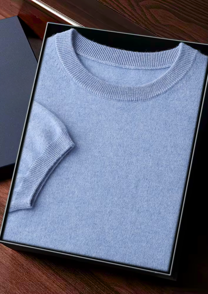 Soft-Touch CLASSIC CREWNECK T-SHIRT.