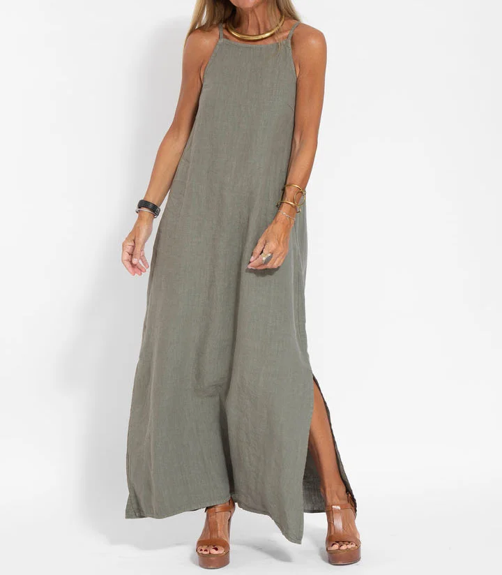 Long Flowing Dress with Thin Straps – Guaranteed Summer Elegance