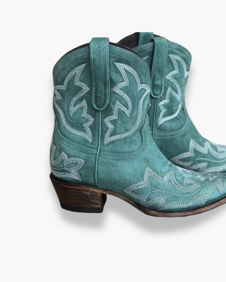 Chic Western Boots for Women | Durable Comfort