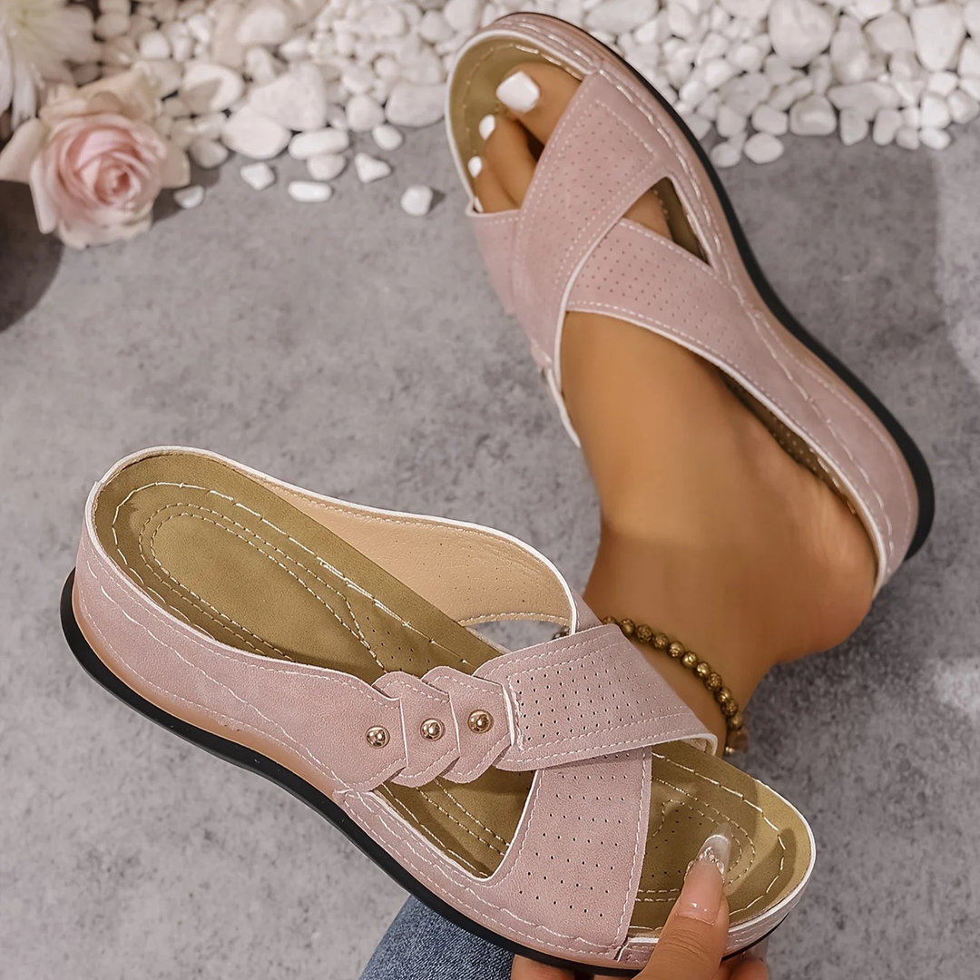 CHIC WIG SANDAL FOR WOMEN